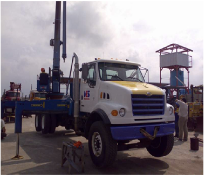 Mounted Truck Crane STERLING LT7501