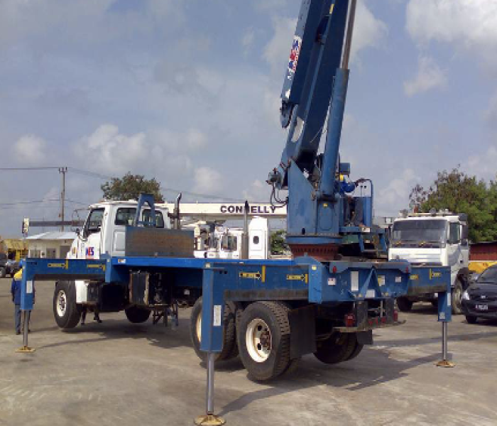 Mounted Truck Crane STERLING LT7501