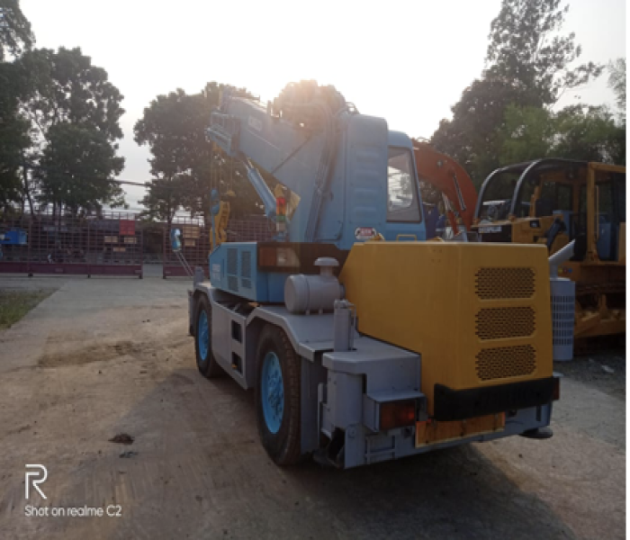 Rough Terrain Crane KOBELCO KR70-2