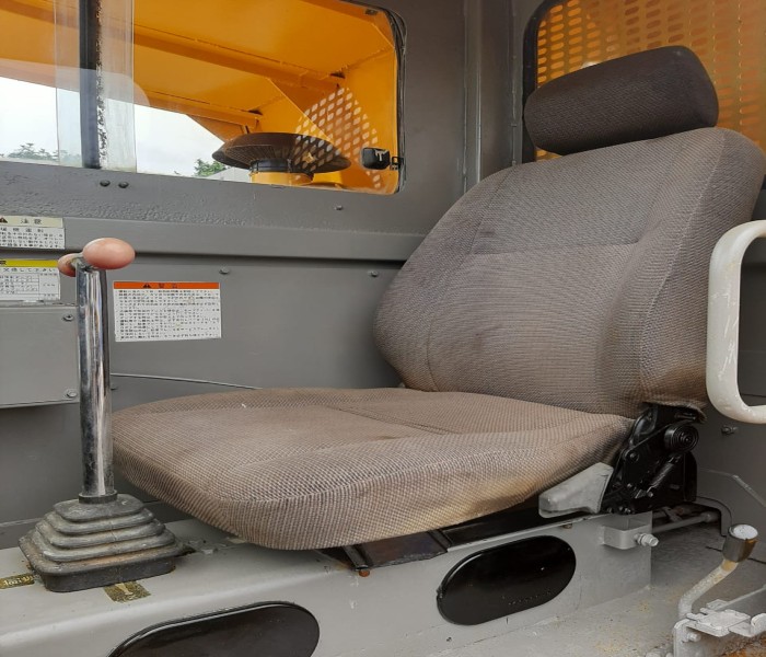 CRAWLER DUMPER MST 1500V (CD-1903)