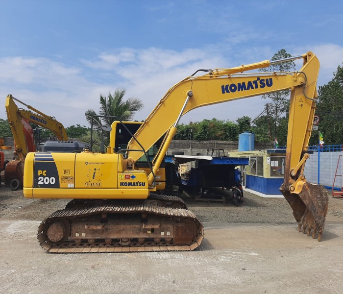 MIDI EXCAVATOR PC 200 -8MO