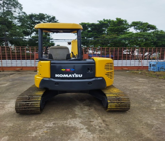 MINI EXCAVATOR KOMATSU PC 40 MR-2